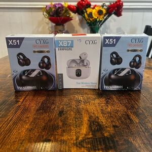 CYXG X51/X87 True Wireless Earbuds - Black & White